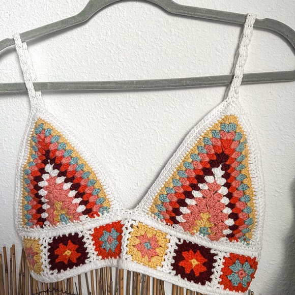Gorgeous Boho Crochet Swim Top x Bralette - Picture 2 of 8